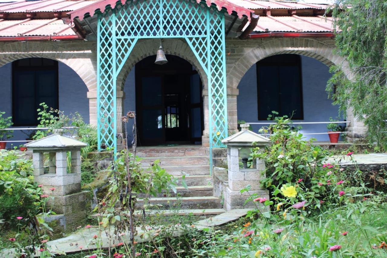 Khali Estate Hotel Binszar Kültér fotó